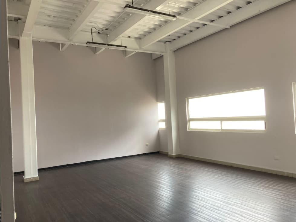 LOCAL EN RENTA EN CUMBRES ELITE 280 mts2 LSL - 1