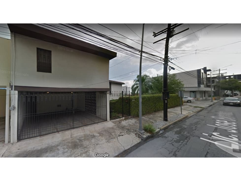 CASA EN VENTA EN CHEPEVERA EN AVENIDA NLC - 1