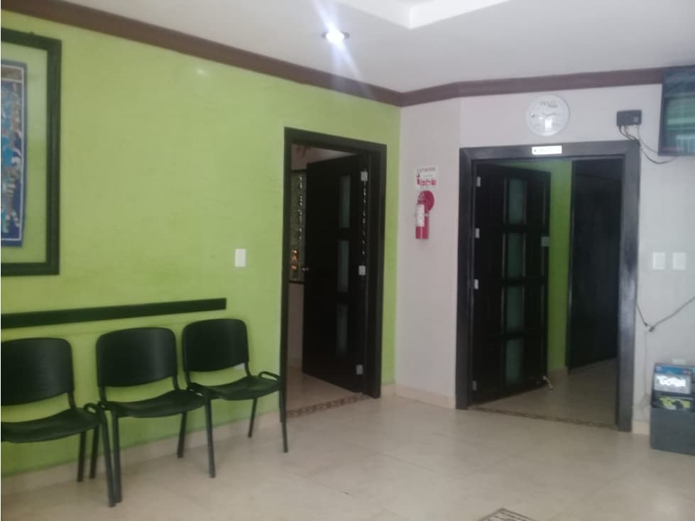 CONSULTORIOS EN RENTA DE TIEMPO COMPLETO O SOLO MEDIO TIEMPO - 1