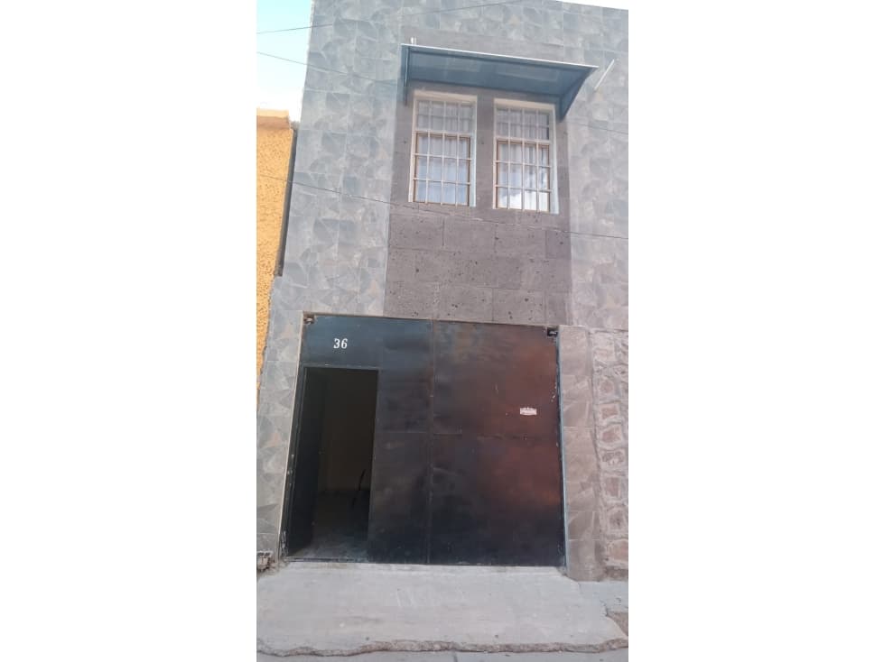 VENTA CASA ZONA CENTRO - 1