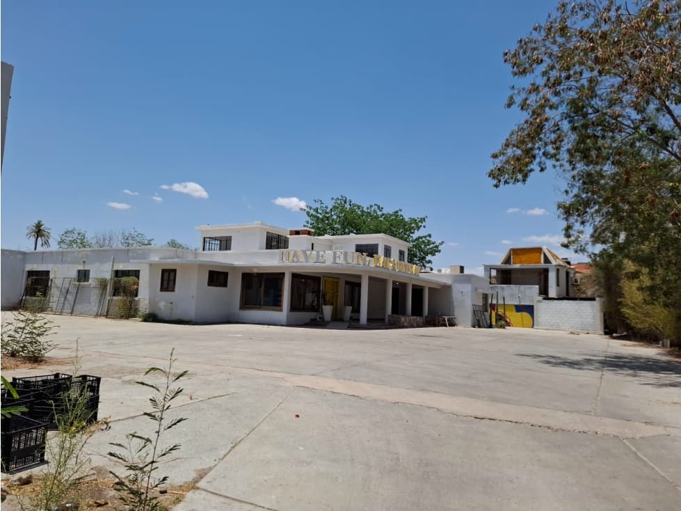 LOCAL en RENTA CENTENARIO única en el corazón de Hermosillo - 1