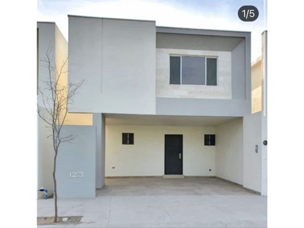 Venta de Casa en Apodaca 2 niveles - 1