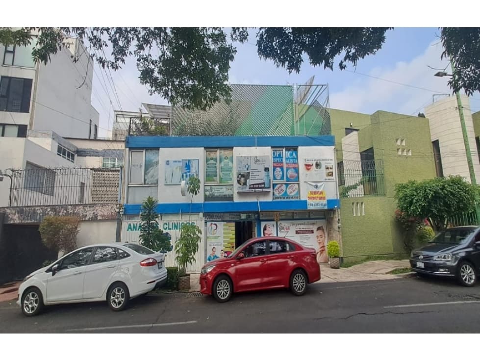 CLINICA EN VENTA CON 15 CONSULTORIOS EN CDMX - 1