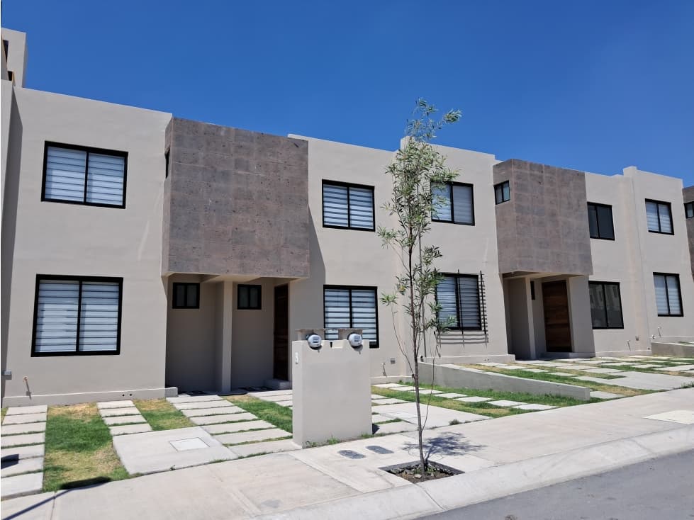 CASA EN VENTA EN CIUDAD MESETA QUERETARO GAA - 1