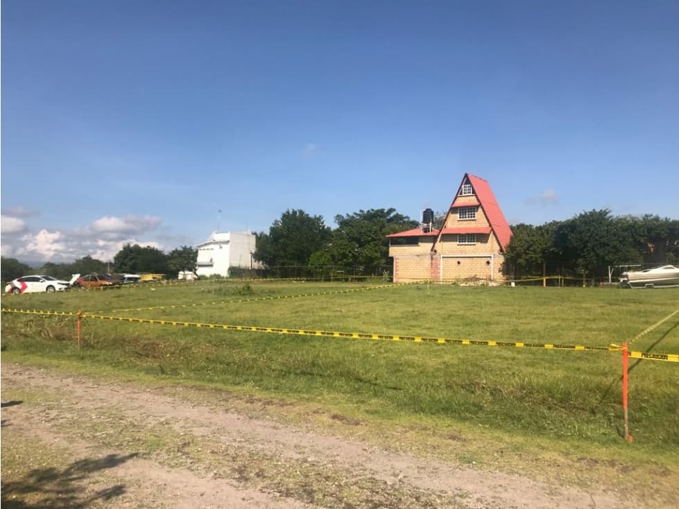 3 TERRENOS EN VENTA CON VISTA AL LAGO TEQUES "LAU" - 1
