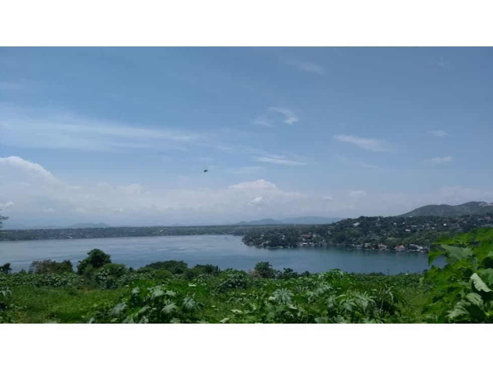 TERRENO EN VENTA CON VISTA AL LAGO TEQUES "254.47" - 1