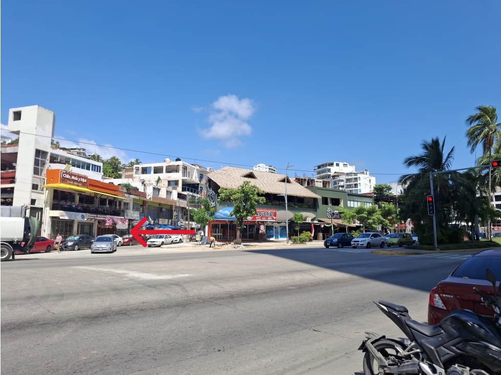 VENTA LOCAL COMERCIAL ACAPULCO AV COSTERA CONDESA BUENA UBICACION - 1