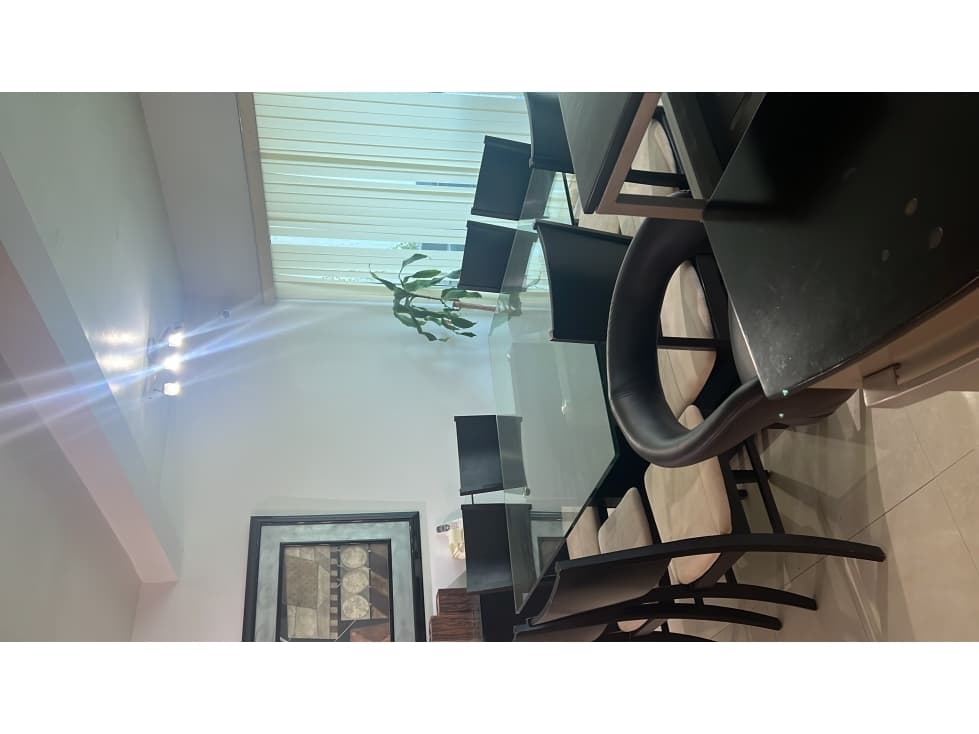 SE VENDE CASA CON ALBERCA FUENTES RESIDENCIAL - 1