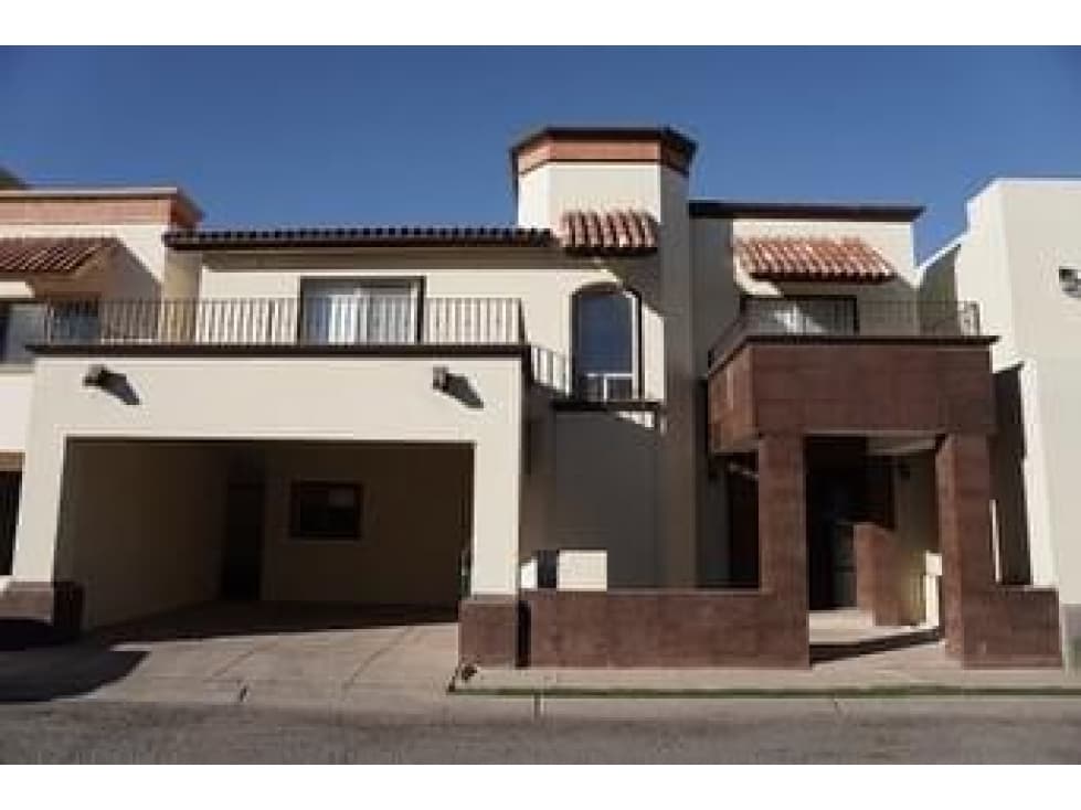 SE VENDE CASA EQUIPADA EN VALLE DEL LAGO - 1