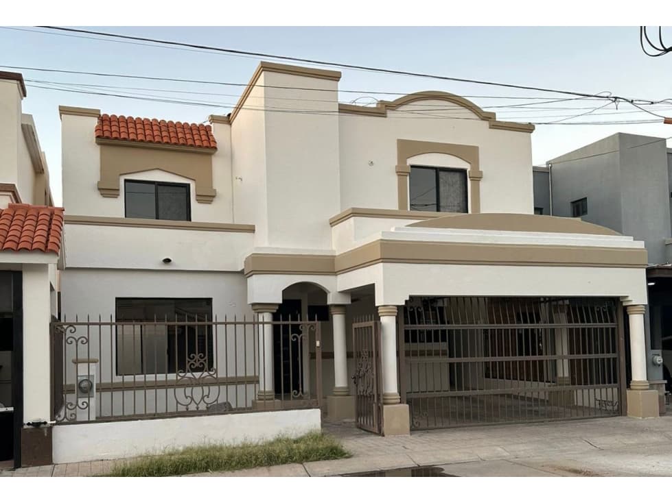 SE RENTA CASA EQUIPADA EN LOS PORTALES RESIDENCIAL - 1