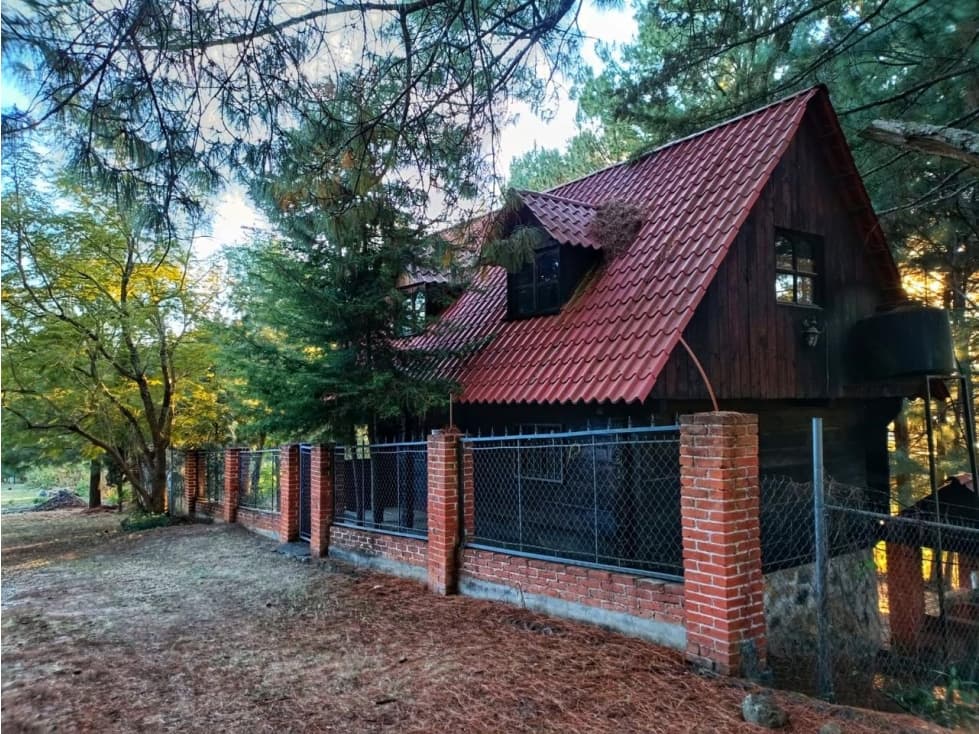 Cabaña en venta en Fracc Bosques Pátzcuaro - 1