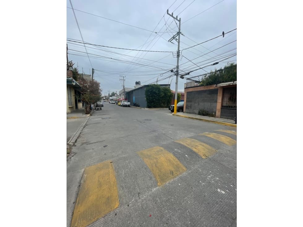 NAVE 300M2 CON 0FICINAS 60M2 TULTEPEC CERCA CTO MEXIQUENSE - 1