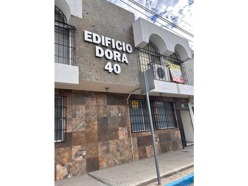 OFICINA EN RENTA PLANTA BAJA | COL. CENTRO - 1