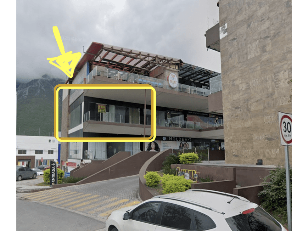 LOCAL COMERCIAL EN VENTA PLAZA LAS VILLAS - 1