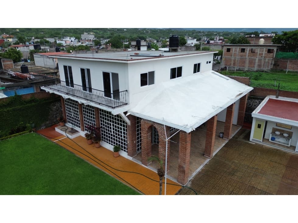 En venta casa sola con alberca en Yautepec, Morelos - 1
