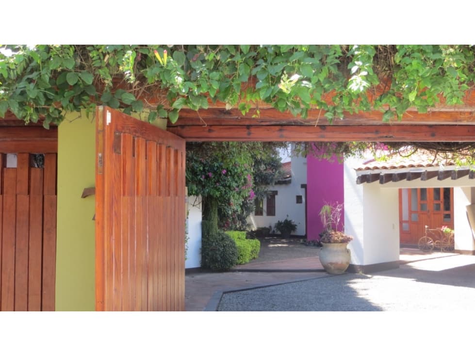 RESIDENCIA EN VENTA VILLAS DE JACONA - 1