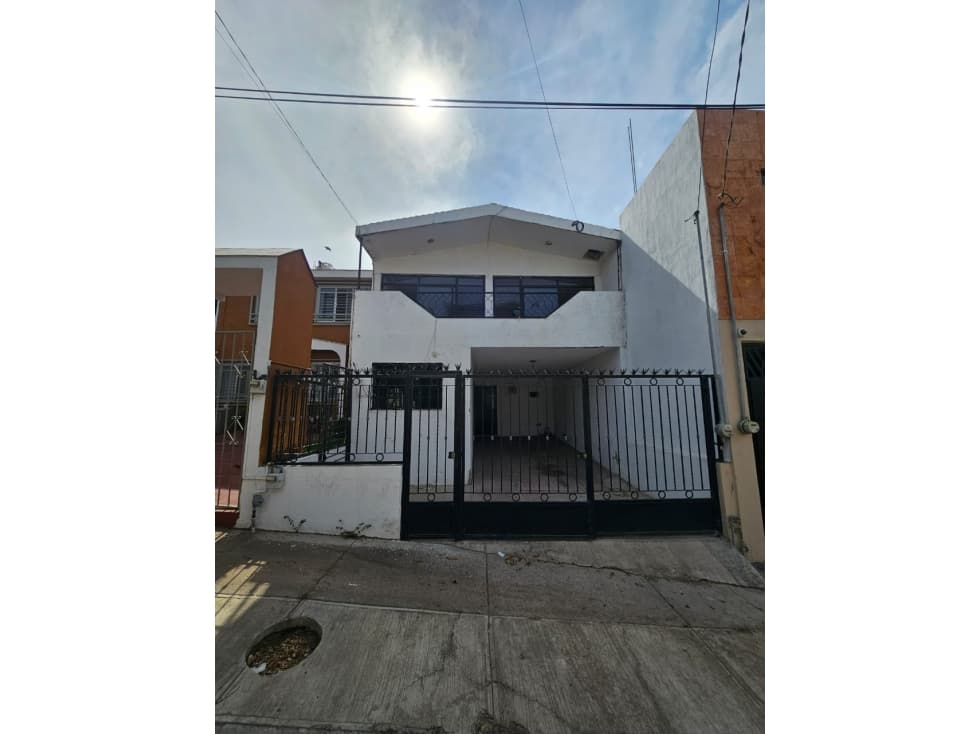 ¡Residencia en Venta en Zona Exclusiva de Loma Dorada, Tonalá! - 1