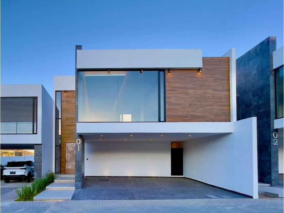 Casa Nueva en Venta Metepec en Residencial Santoveña Amplia y Lujosa - 1