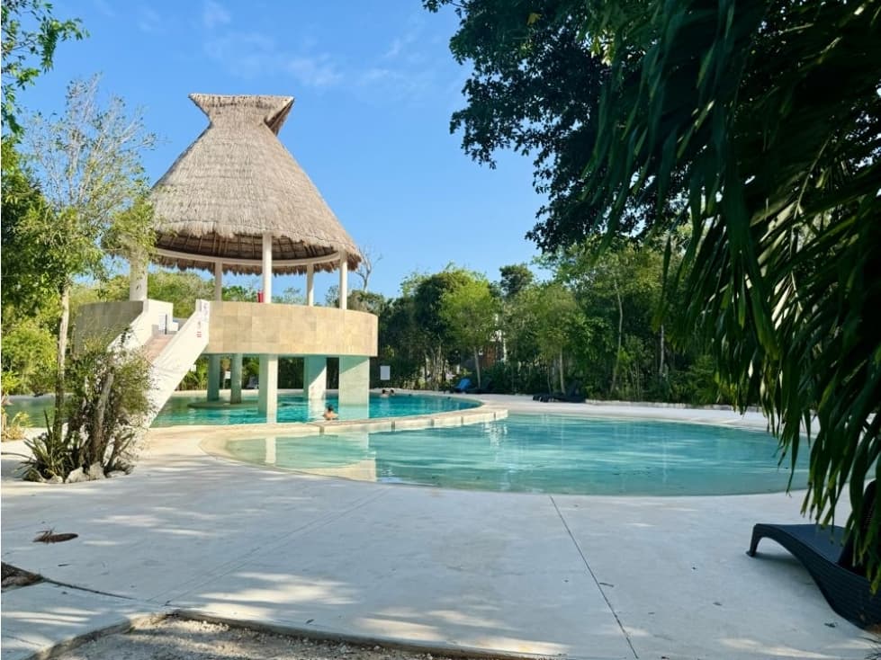 Terreno en Esquina en Venta en Aldea Ha Puerto Morelos - 1
