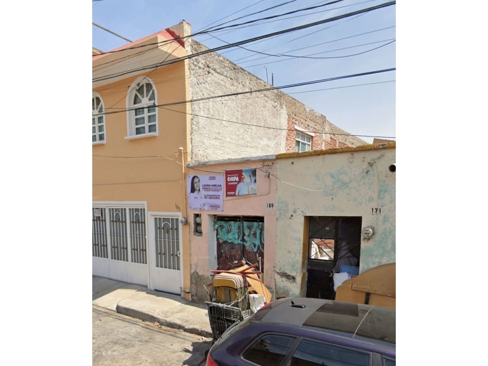 VENTA DE PROPIEDAD PARA REMODELAR EN@EL@CENTRO DE TLAQUEPAQUE, JAL. - 1