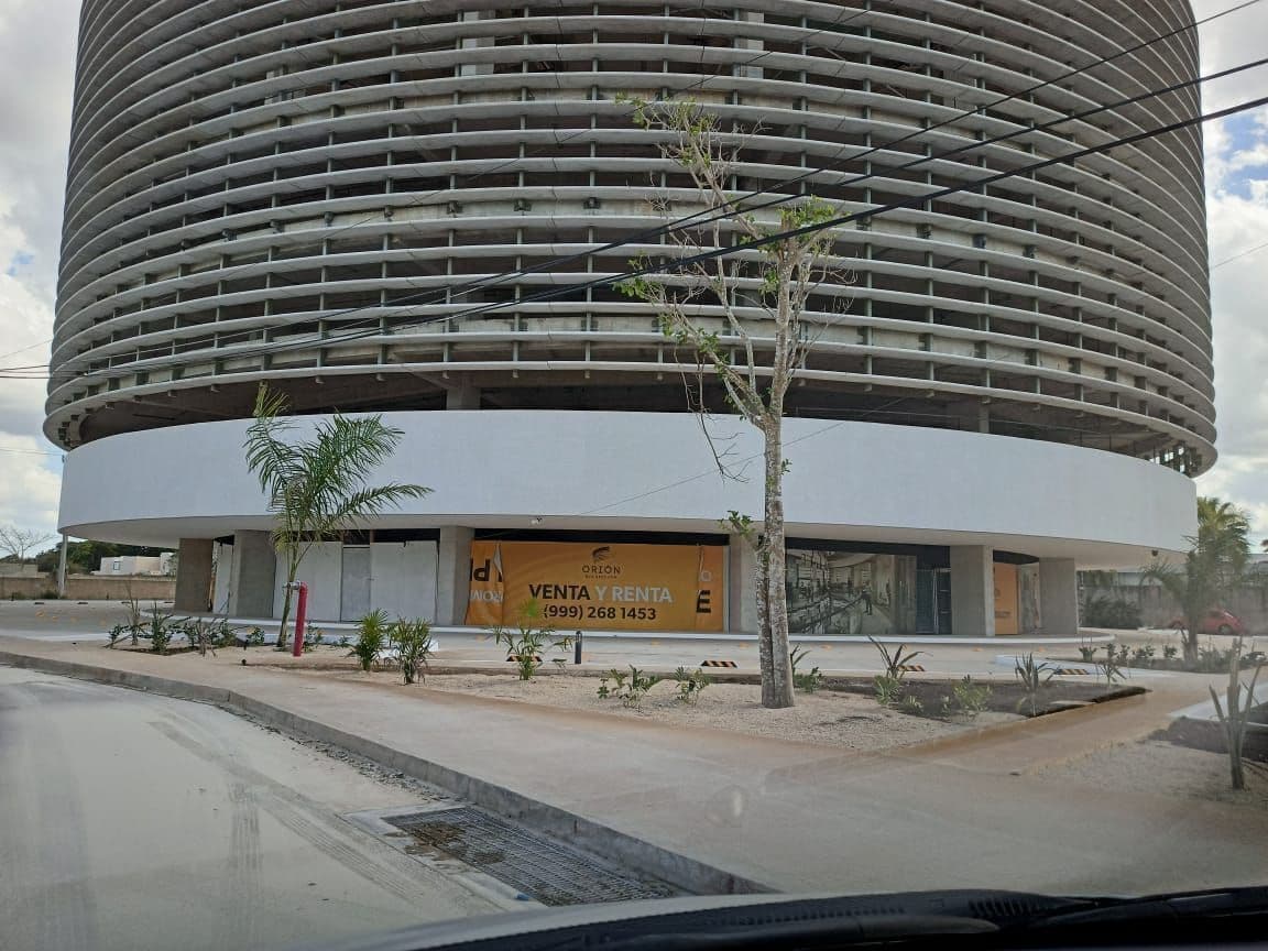 Renta Local en Edificio Orion, Mérida Yucatán. - 1