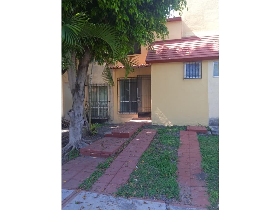 Venta de Casa en Condominio en Villas de Xochitepec - 1