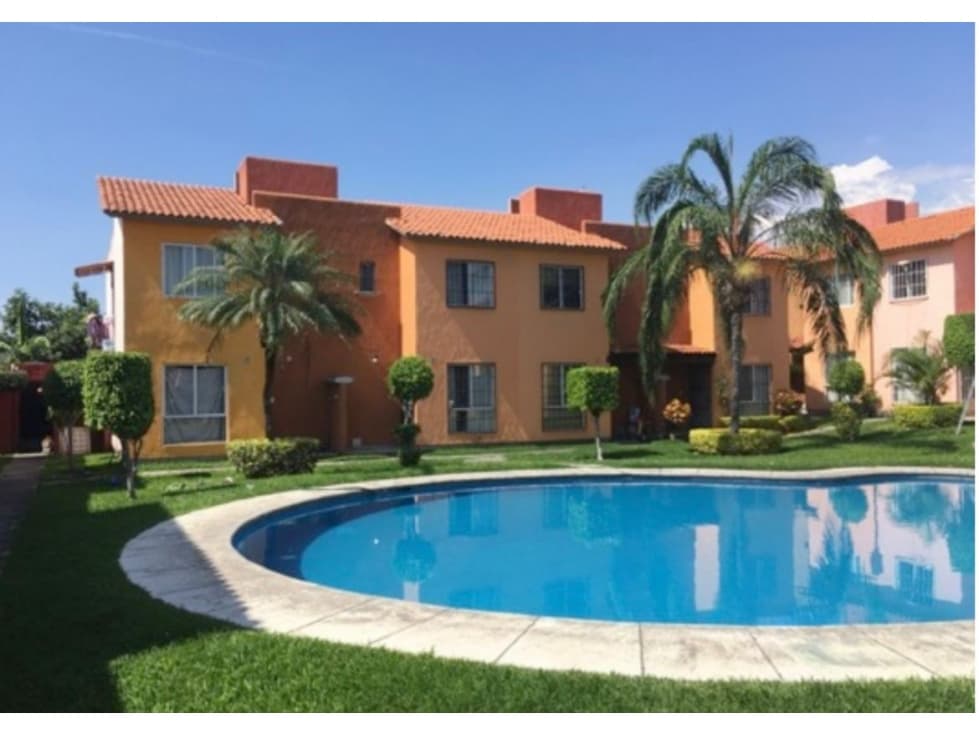 Venta de Casa en Condominio en el Centro de Temixco - 1