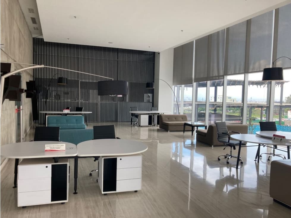 Renta de Oficinas y Co-Working en Central Park Torre 1, Querétaro - 1