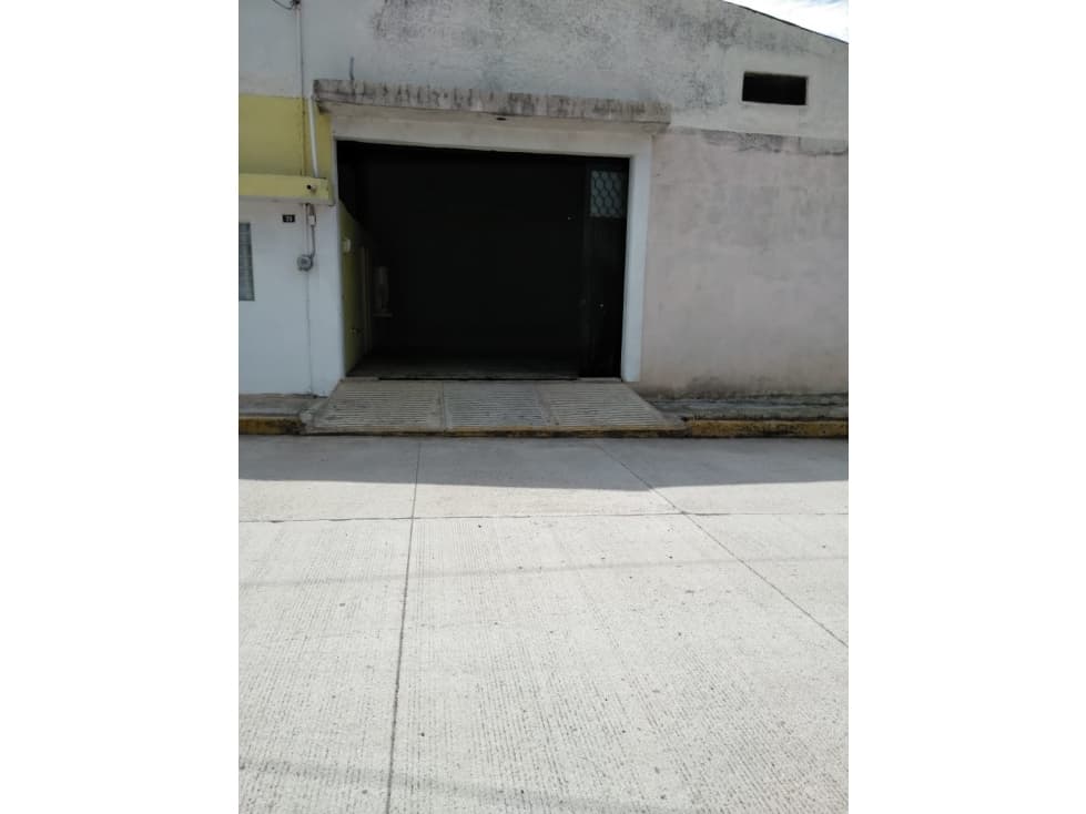 Bodega Ciudad Hidalgo - Excelente para Taller Mecanico y/o Autolavado - 1