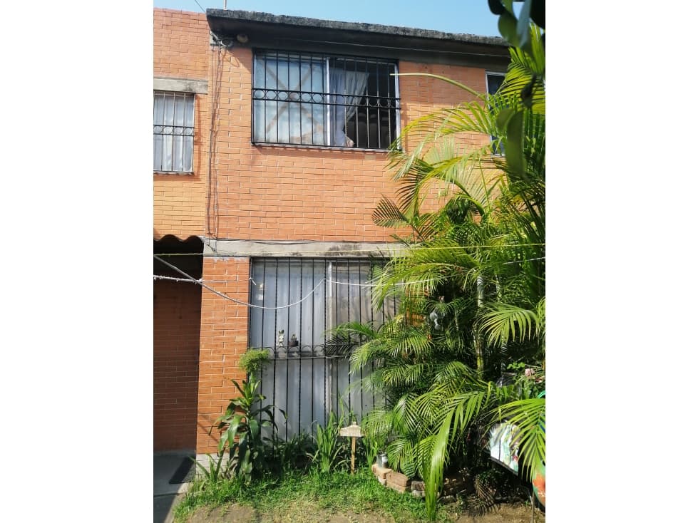 Unidad Habitacional Tezoyuca 2 niveles, 2 Rec. - 1