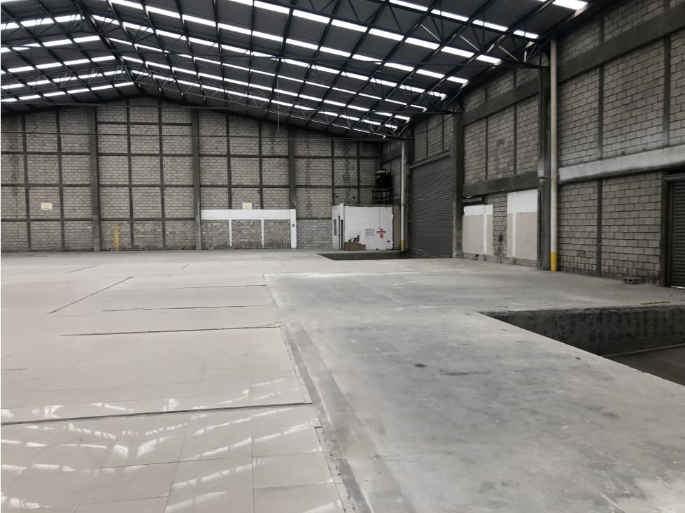 NAVE 6,700 M2 DISPONIBLE EN RENTA LERMA - 1