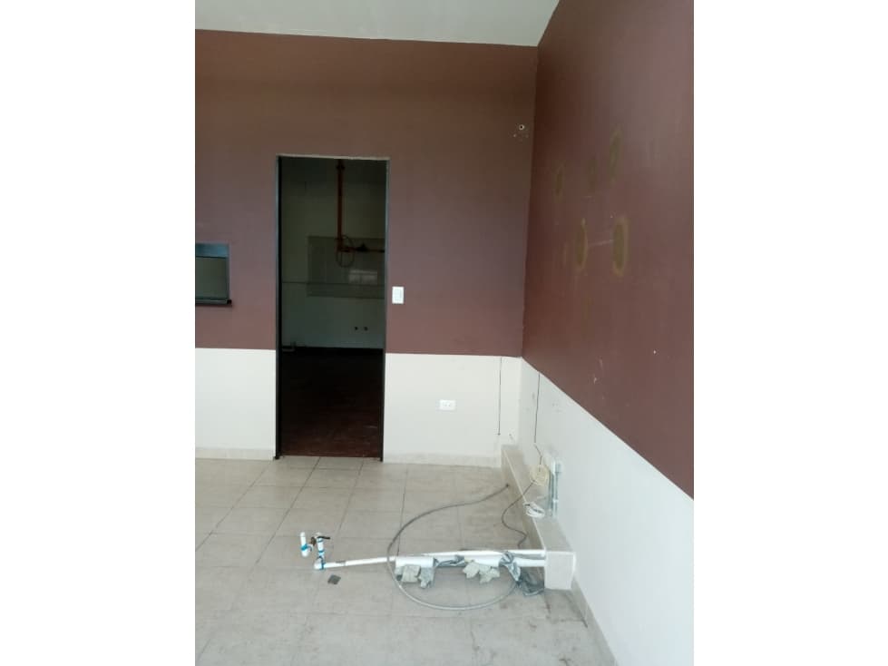 Raul Salinas Local Renta 48mts2 9-E Mi tienda p restaurant LSL - 1