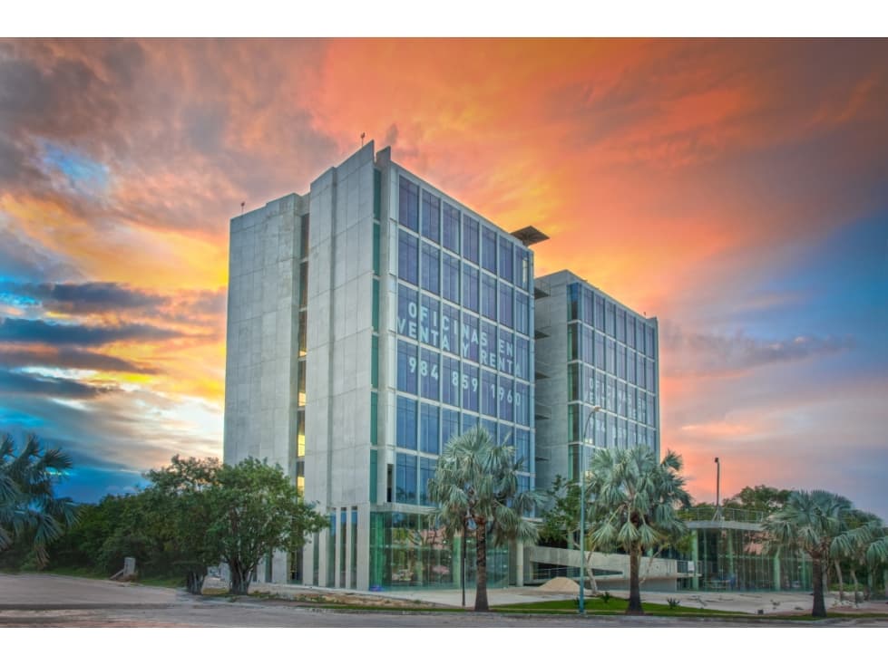 OFICINAS EN VENTA EN HUMANA PLAYA DEL CARMEN QUINTANA ROO - 1