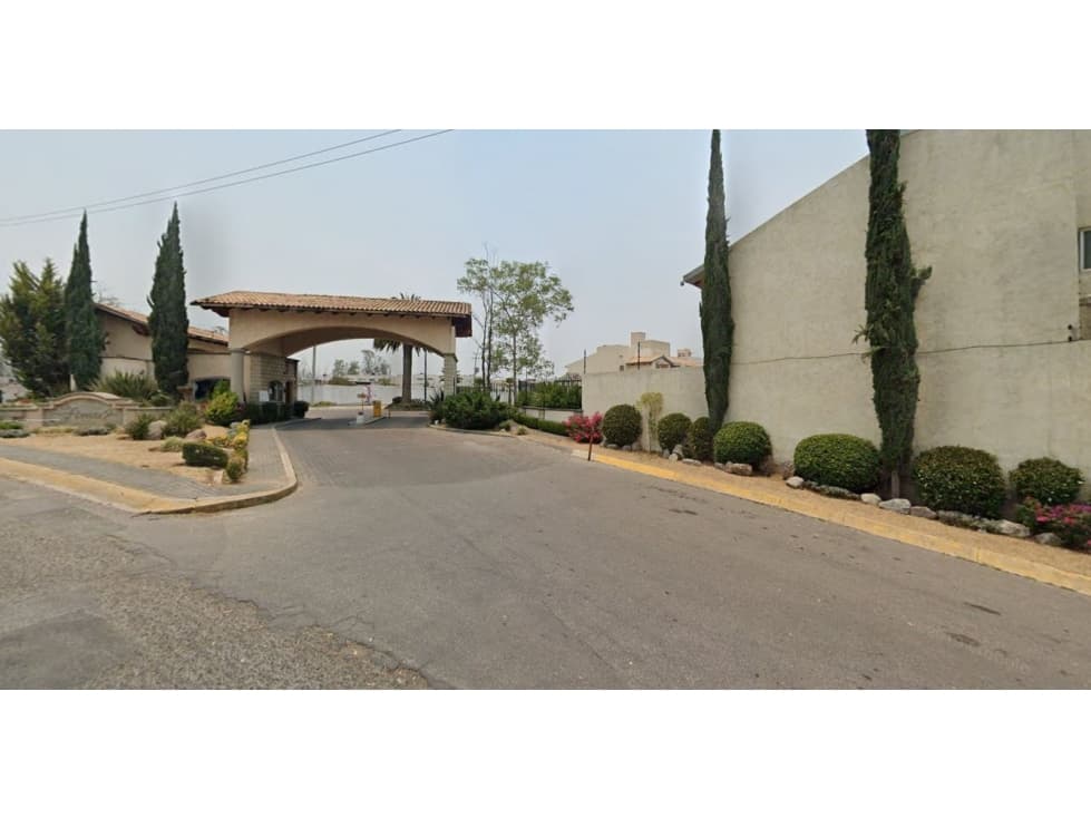 REMATE DE HERMOSA CASA EN BOSQUES DEL LAGO, CUAUTITLAN IZCALLI - 1