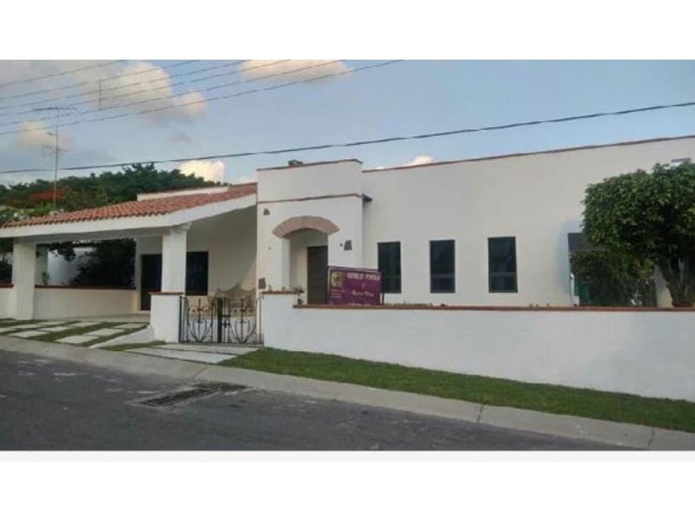 casa en lomas de Cocoyoc - 1
