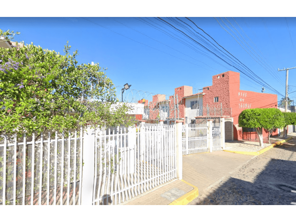 CASA EN GRANJAS BANTHI, SAN JUAN DEL RIO QUERETARO - 1