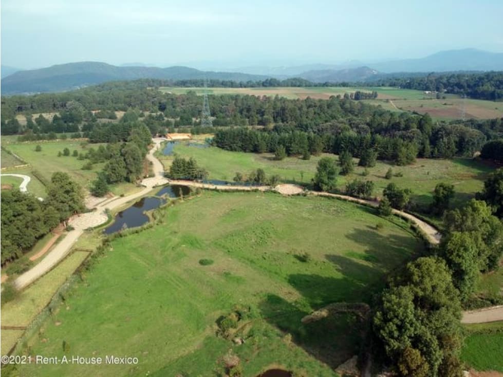 Terreno en Venta en Valle de Bravo,Valle de Bravo. MT 22-811 - 1
