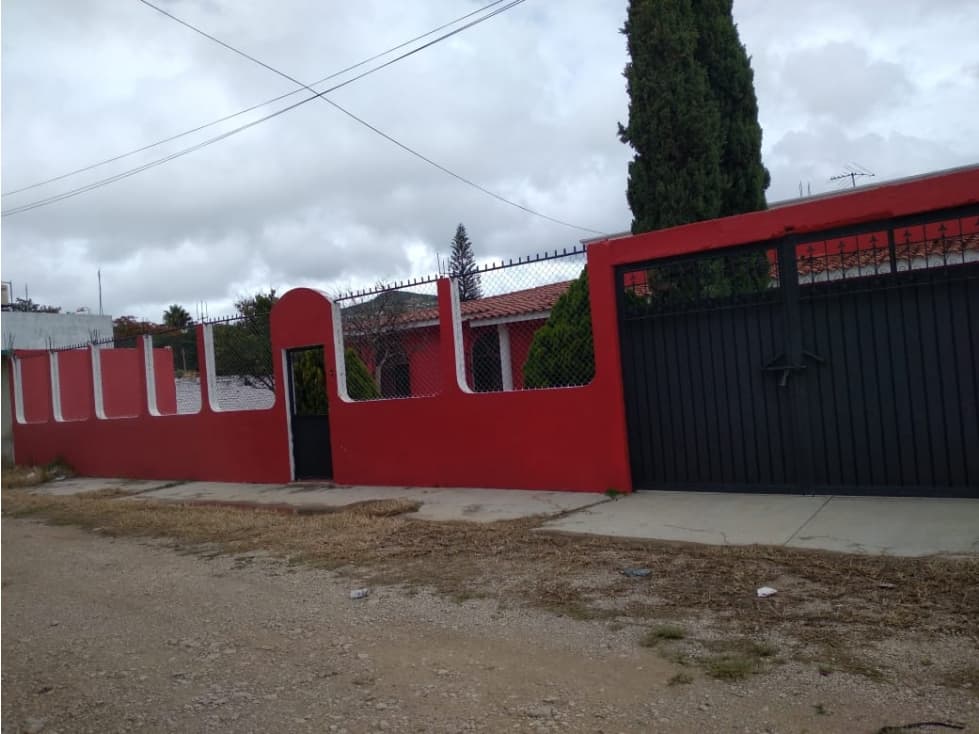 CASA EN VENTA EN FRACCIONAMIENTO - 1