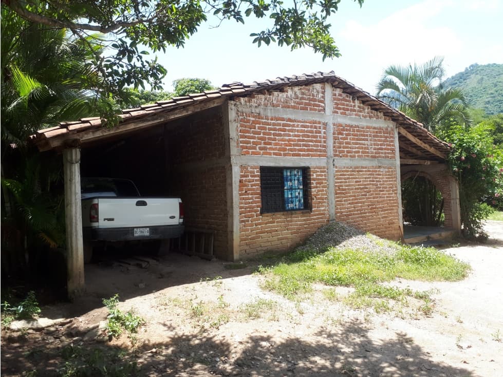 HERMOSO RANCHO EN VILLAFLORES - 1