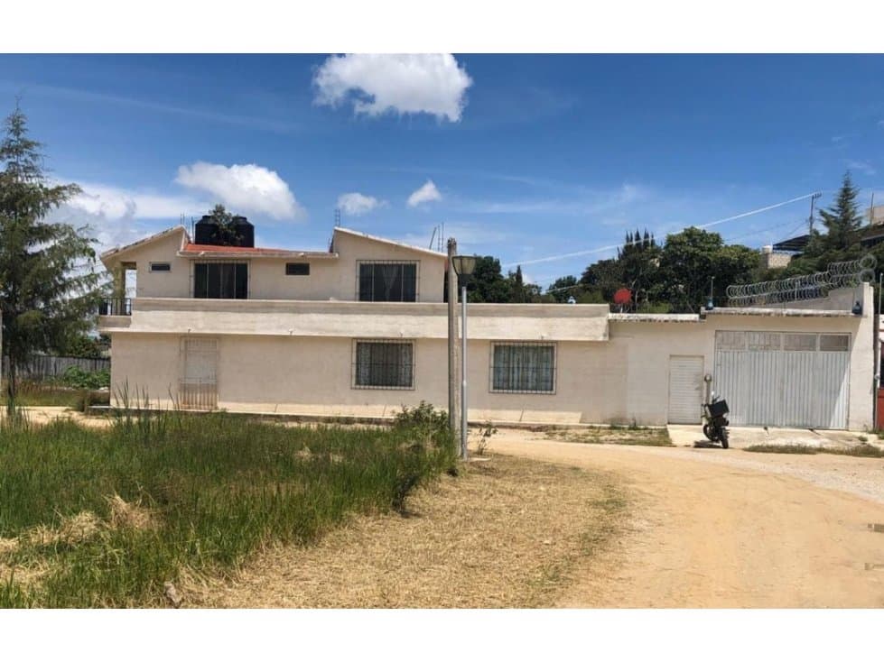 Hermosa casa en venta con excelente ubicación. - 1