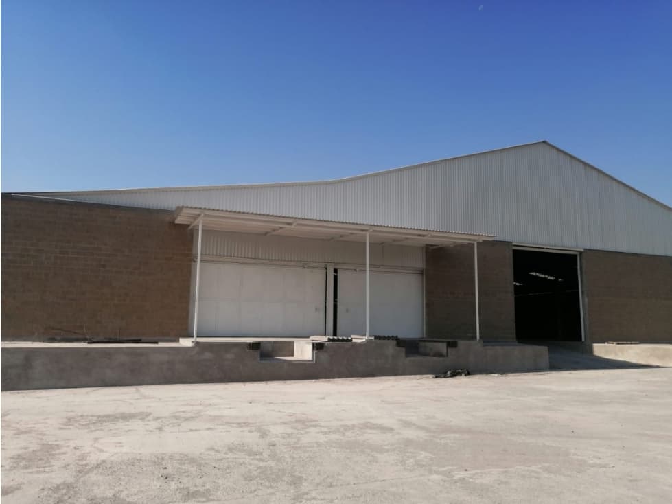 Excelente Bodega de 8240 m2 Carretera  México Pachuca - 1