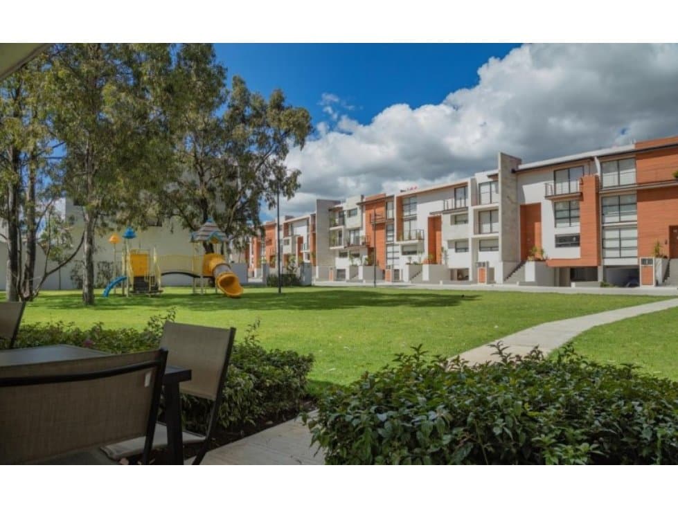 Townhouse En Venta En Rinconada Del Fresno En La Carcaña - 1