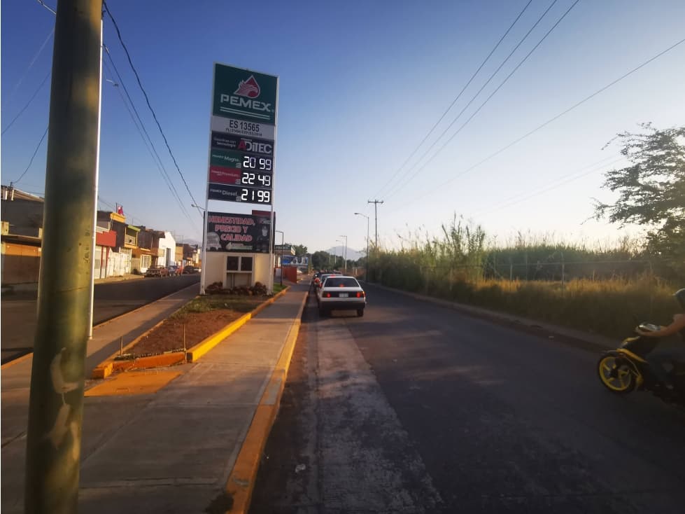 TERRENOS COMERCIALES, PAR VIAL GALENA Y POR GUERRERO ZAMORA MICHOACAN - 1