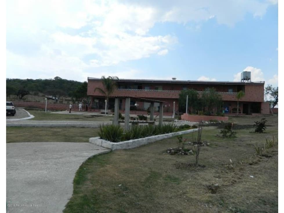 QH1 Rancho de 3.4 Hec. y 2 Casas San Miguelito Querétaro - 1