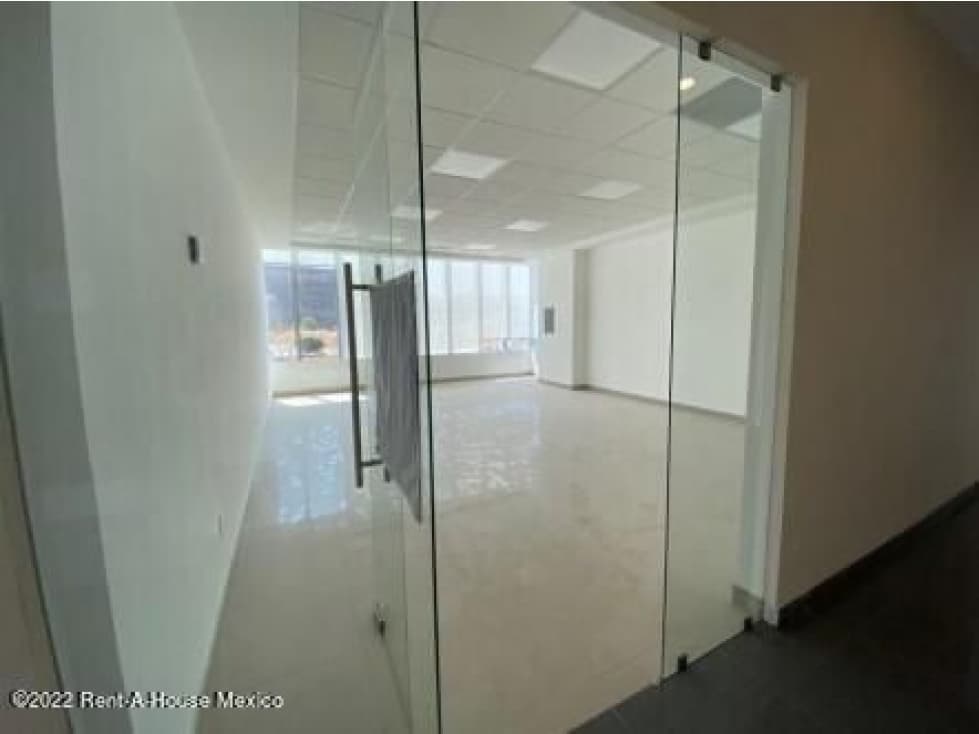 RENTA de oficina comercial con seguridad. Piamonte - 1
