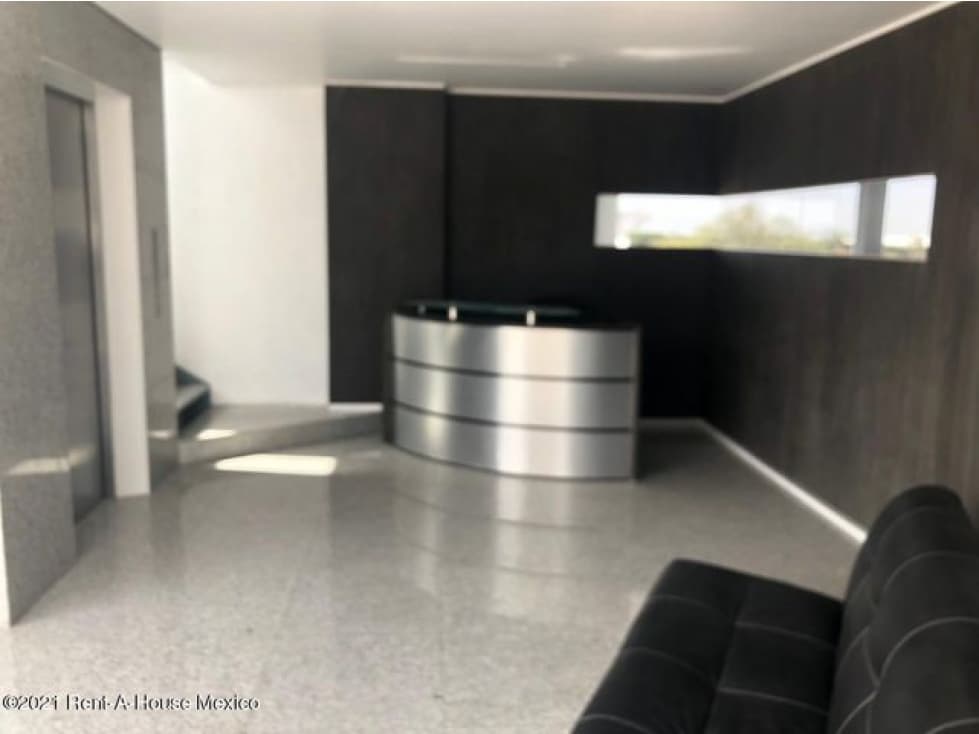 Oficina Nueva tipo Urbano, con Recepción y elevador en Milenio.RH8 - 1