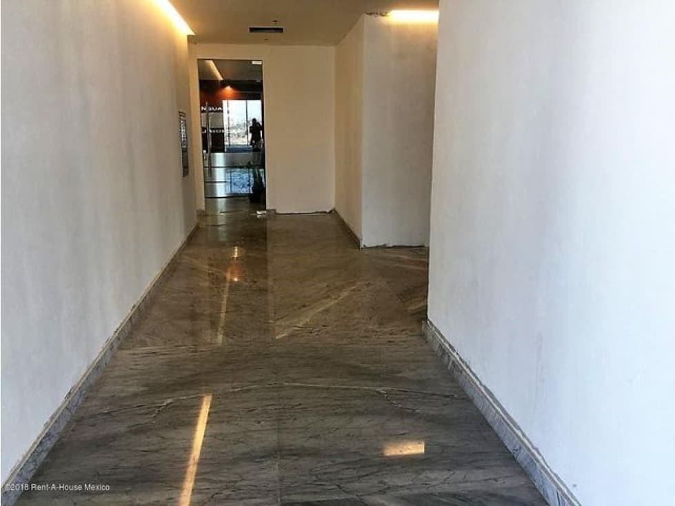 VENTA. Oficina con todos los servicios, Centro Sur - 1