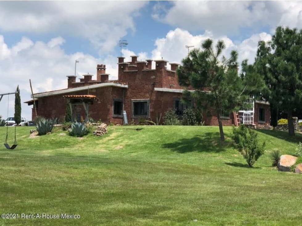 VENTA de finca con caballeriza y terreno, San Bartolomé de Pino - 1