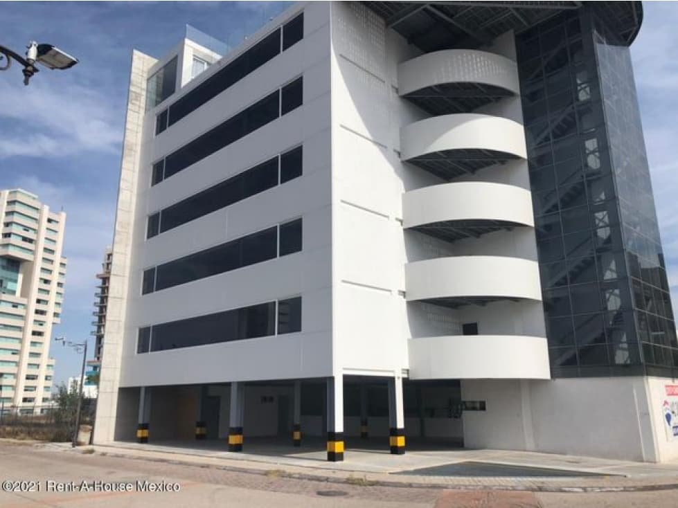 Oficinas super ubicadas en Milenio III - 1