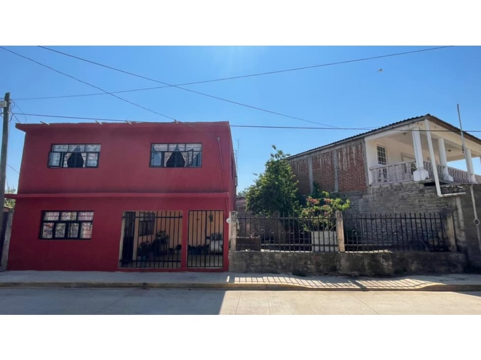 Casa con amplio Terreno en venta Patzcuaro Col Ibarra - 1